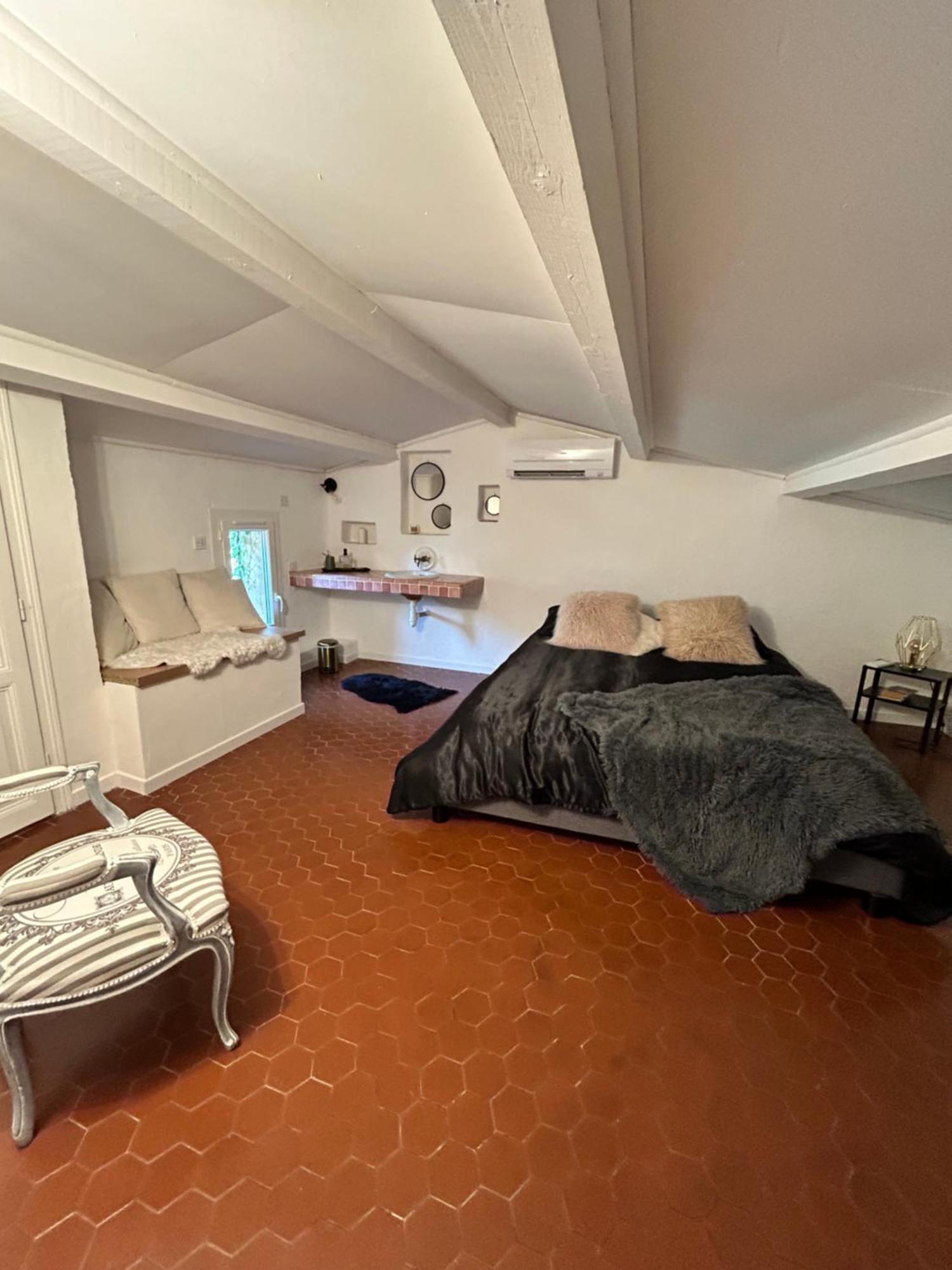 Villa De Charme En Campagne Avec Piscine Privee Et Nature Luxuriante Le Beausset Esterno foto